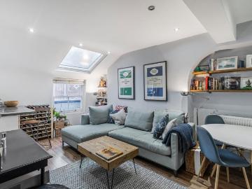 1 bedroom terraced house for sale