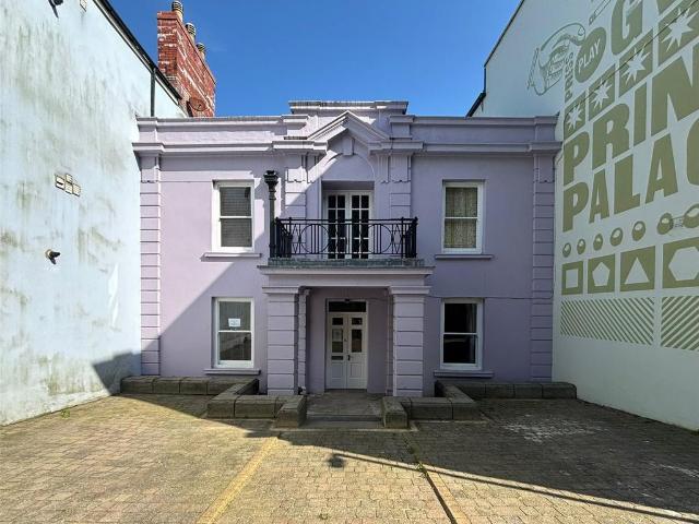 1 bedroom terraced house for sale