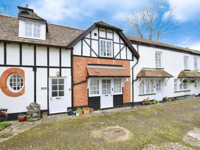 1 bedroom terraced house for sale