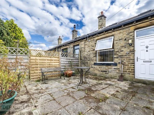1 bedroom terraced house for sale