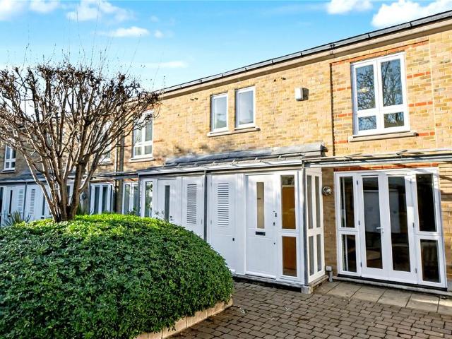 1 bedroom terraced house for sale