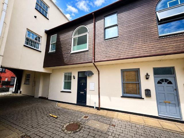 1 bedroom terraced house for sale