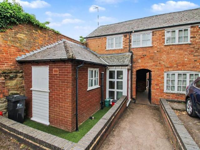 1 bedroom terraced house for sale