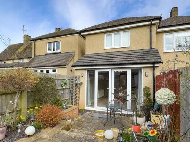 1 Bedroom Terraced House For Sale In Witney, Oxfordshire