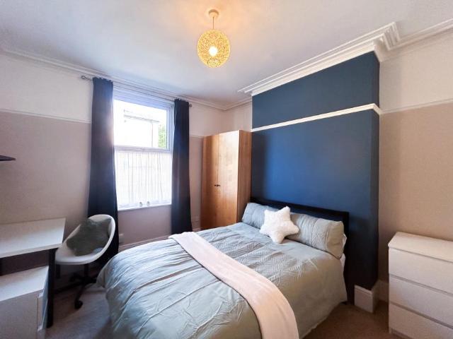1 bedroom Terraced House To Let