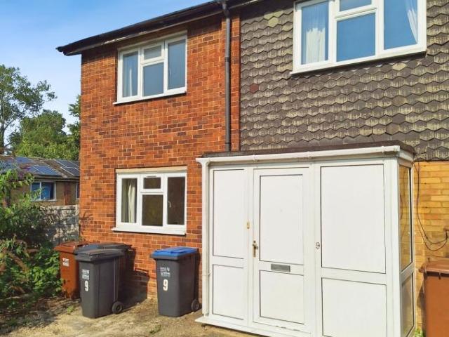 1 bedroom Terraced House To Let