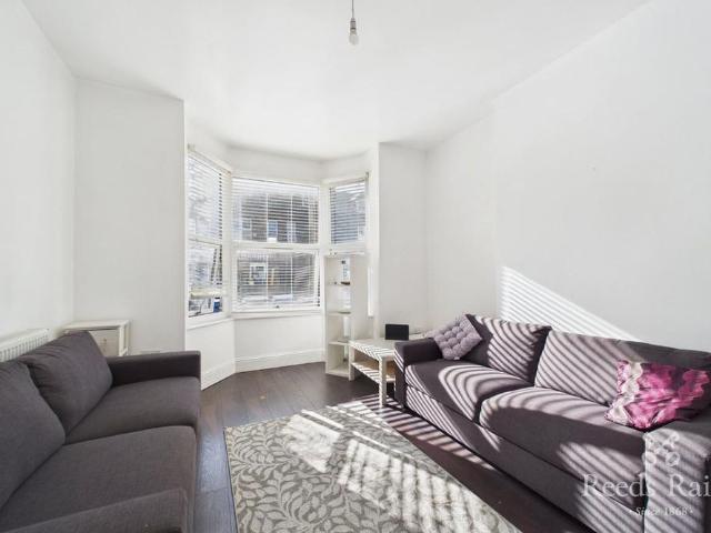 1 bedroom terraced house to rent
