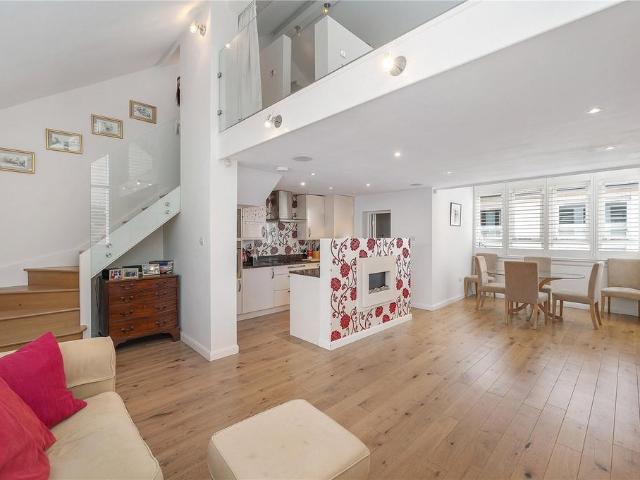1 bedroom terraced house to rent