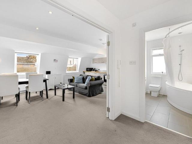 1 bedroom terraced house to rent