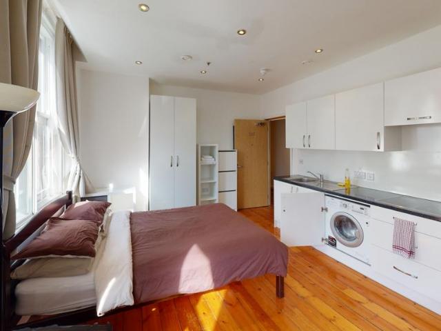 1 bedroom terraced house to rent