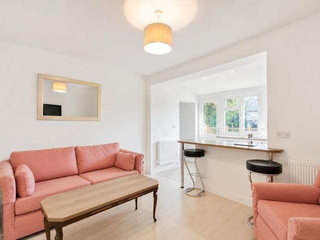 1 bedroom terraced house to rent