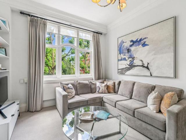 1 bedroom terraced house to rent