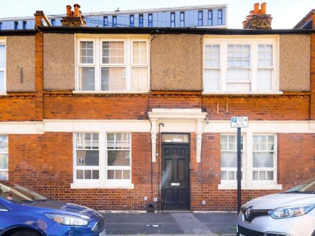 1 bedroom terraced house to rent