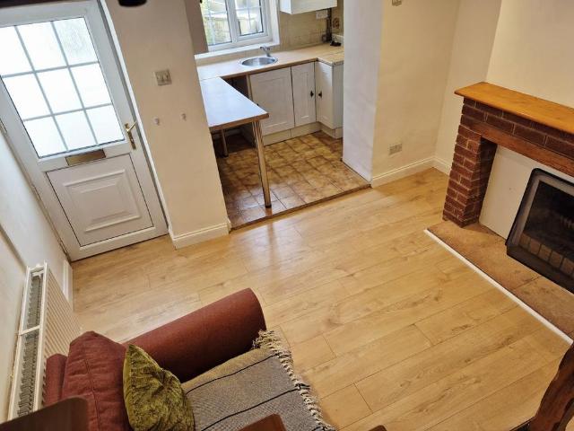 1 bedroom terraced house to rent