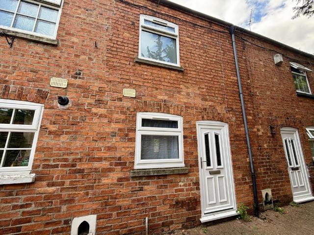 1 bedroom terraced house to rent