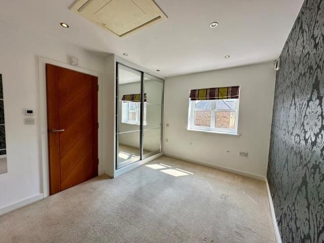 1 bedroom terraced house to rent