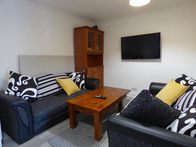 1 bedroom terraced house to rent