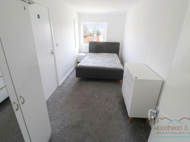 1 bedroom house of multiple occupation to rent