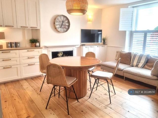 1 bedroom terraced house to rent