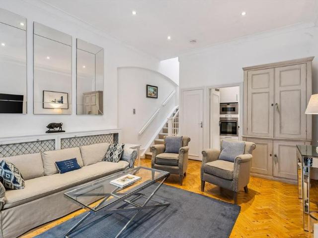 1 bedroom terraced house to rent