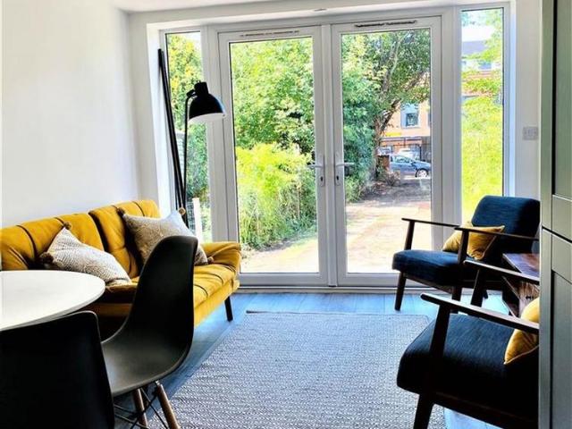 1 bedroom terraced house to rent