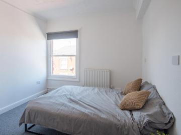 1 bedroom terraced house to rent