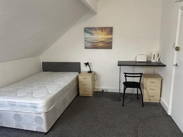 1 bedroom terraced house to rent