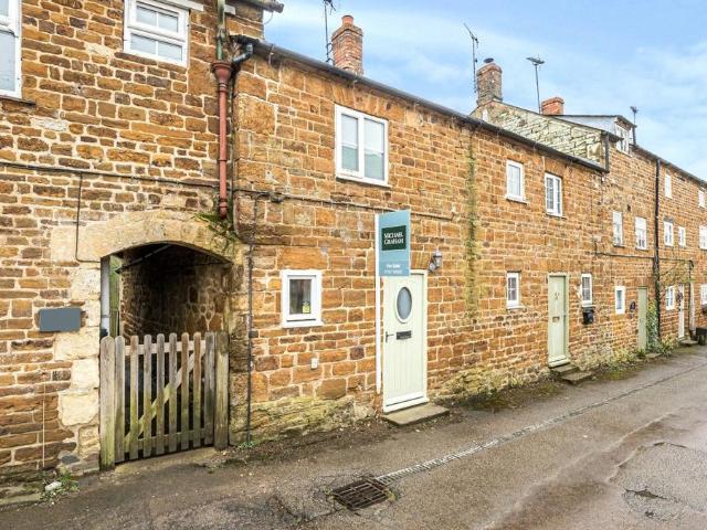 1 bedroom terraced house to rent