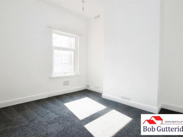 1 bedroom terraced house to rent