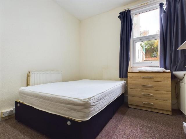 1 bedroom terraced house to rent