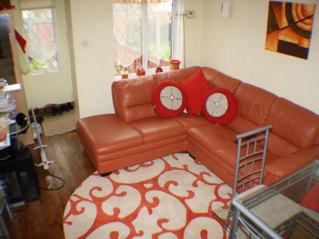 1 bedroom terraced house to rent