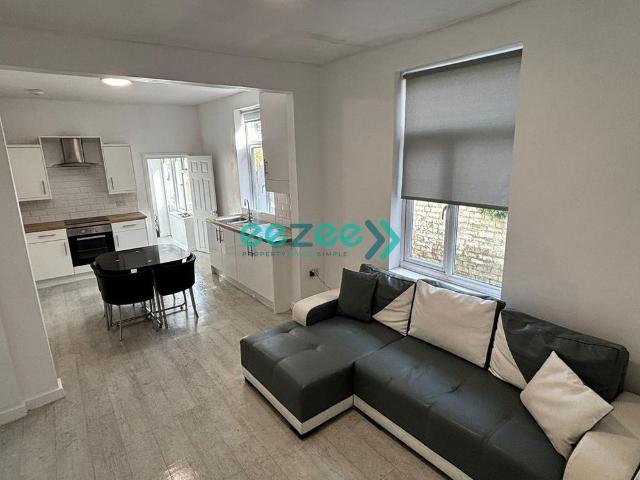 1 bedroom terraced house to rent