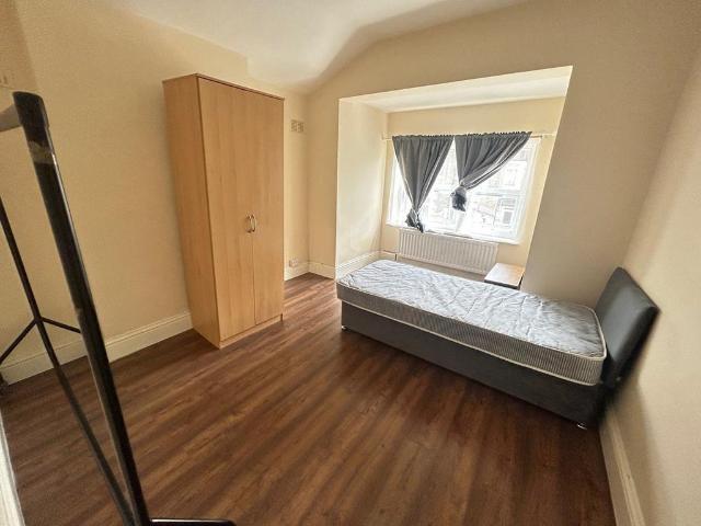 1 bedroom terraced house to rent
