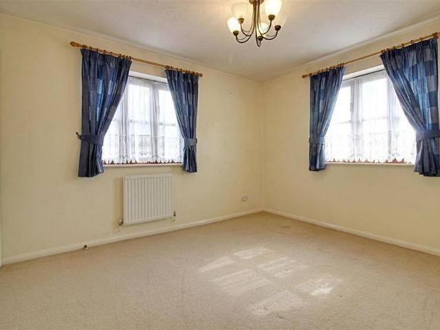 1 bedroom terraced house to rent