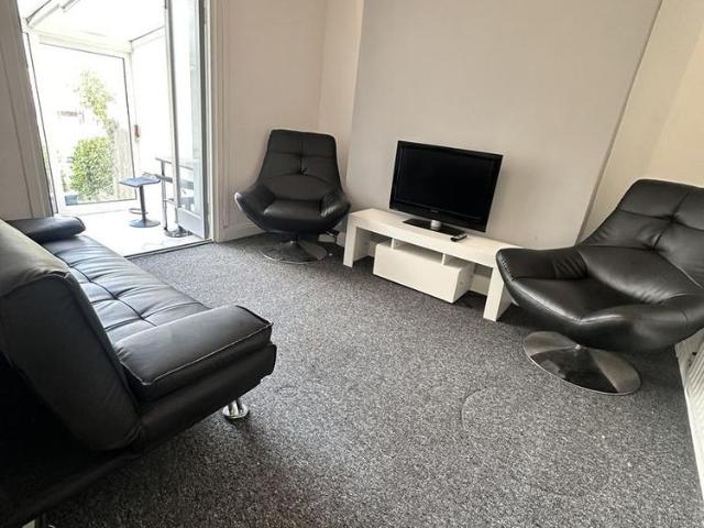 1 bedroom terraced house to rent