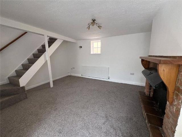 1 bedroom terraced house to rent