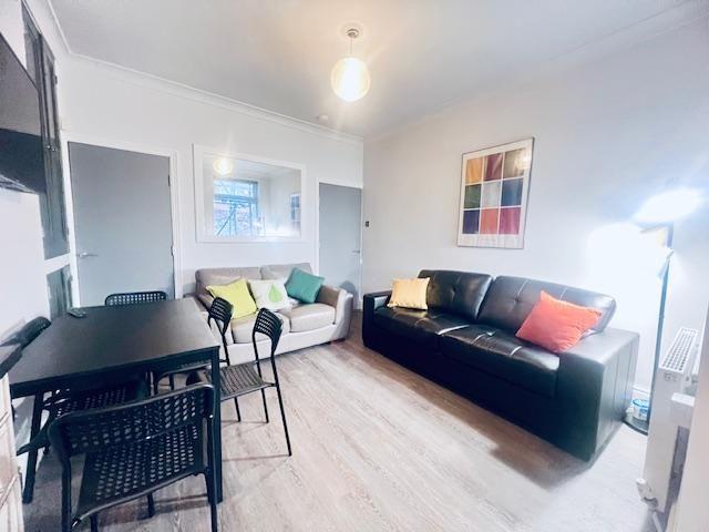 1 bedroom terraced house to rent