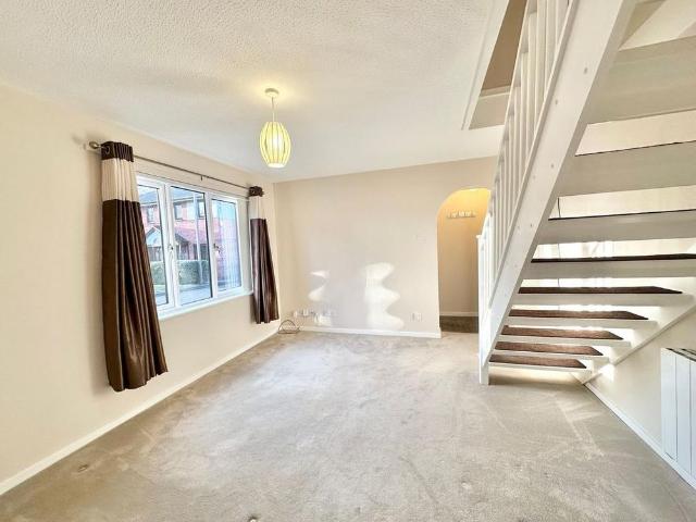 1 bedroom terraced house to rent