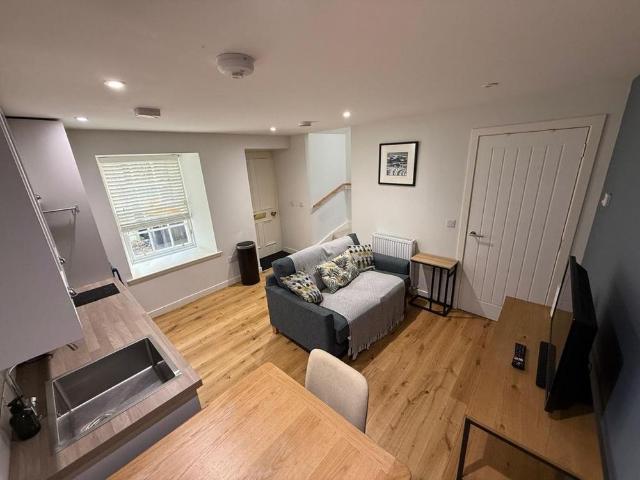 1 bedroom terraced house to rent