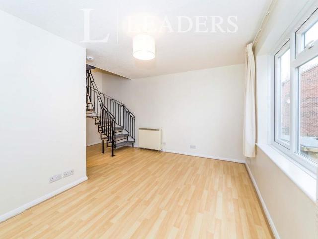 1 bedroom terraced house to rent