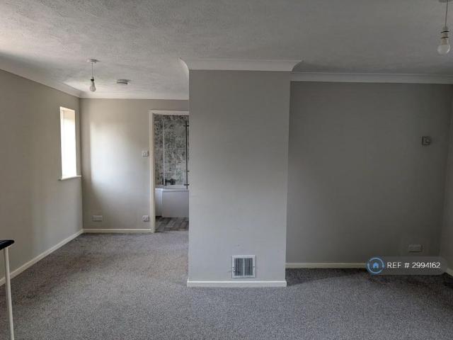 1 bedroom terraced house to rent