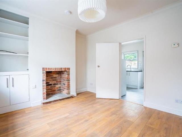 1 bedroom terraced house to rent