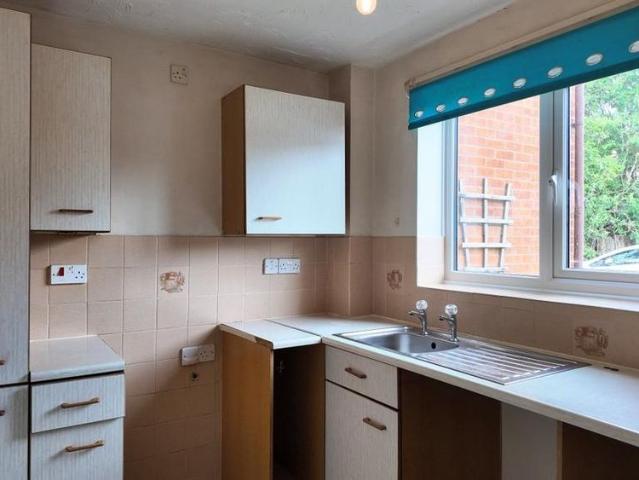 1 bedroom terraced house to rent