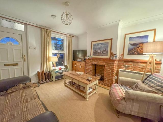 1 bedroom terraced house to rent