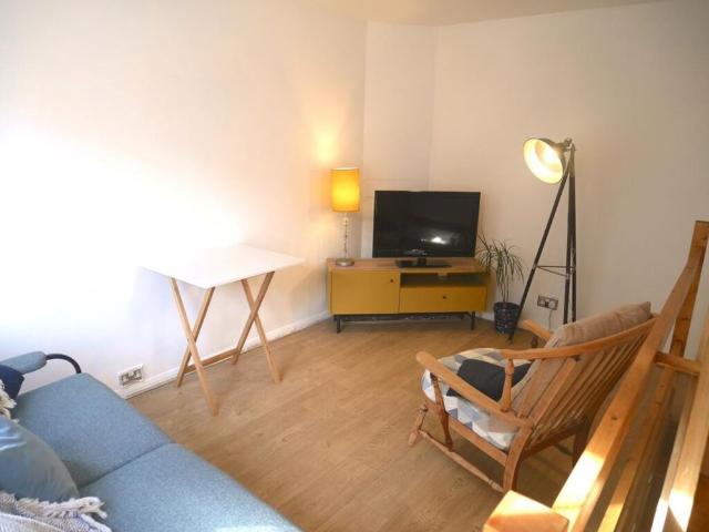 1 bedroom terraced house to rent