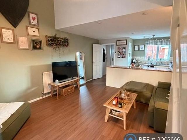 1 bedroom terraced house to rent
