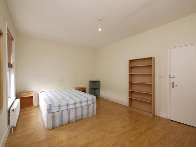 1 bedroom terraced house to rent