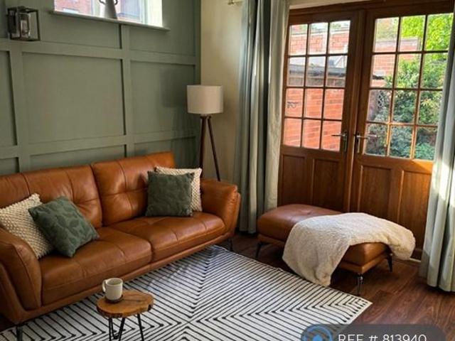 1 bedroom terraced house to rent