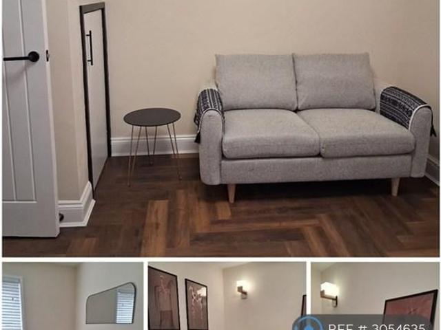 1 bedroom terraced house to rent