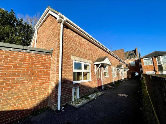 1 bedroom terraced house to rent